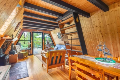 Primary Bedroom Photo of 7536 Islets Place, Sechelt, BC