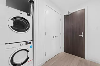 Mudroom Photo of 907 5333 Goring Street, Burnaby, BC