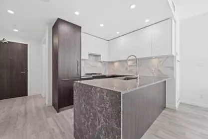 Primary Bathroom Photo of 907 5333 Goring Street, Burnaby, BC