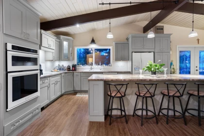 Breakfast Nook Photo of 47185 Latimer Road, Chilliwack, BC