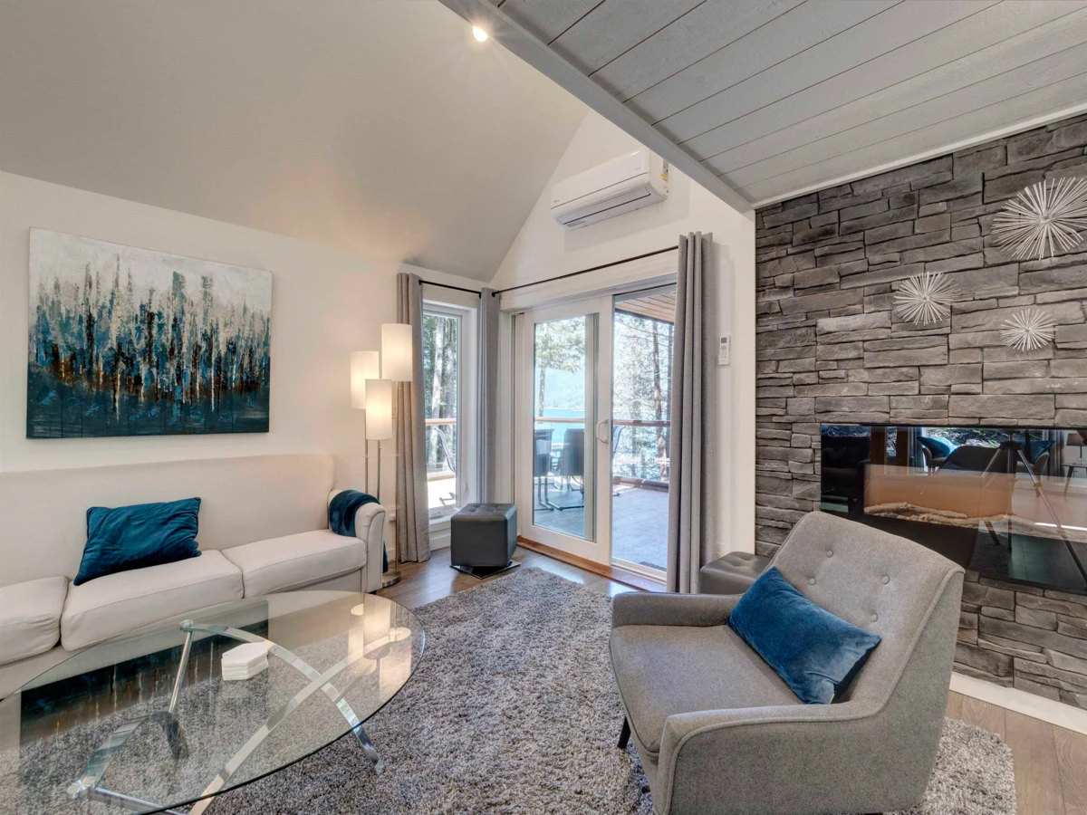 Dining Area Photo of 6165 Coracle Drive, Sechelt, BC