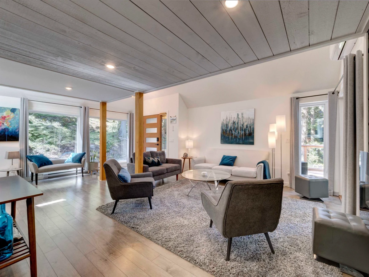 Family Room Photo of 6165 Coracle Drive, Sechelt, BC