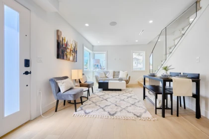 810 E 51st Avenue, Vancouver, BC, Vancouver — Half Duplex for sale