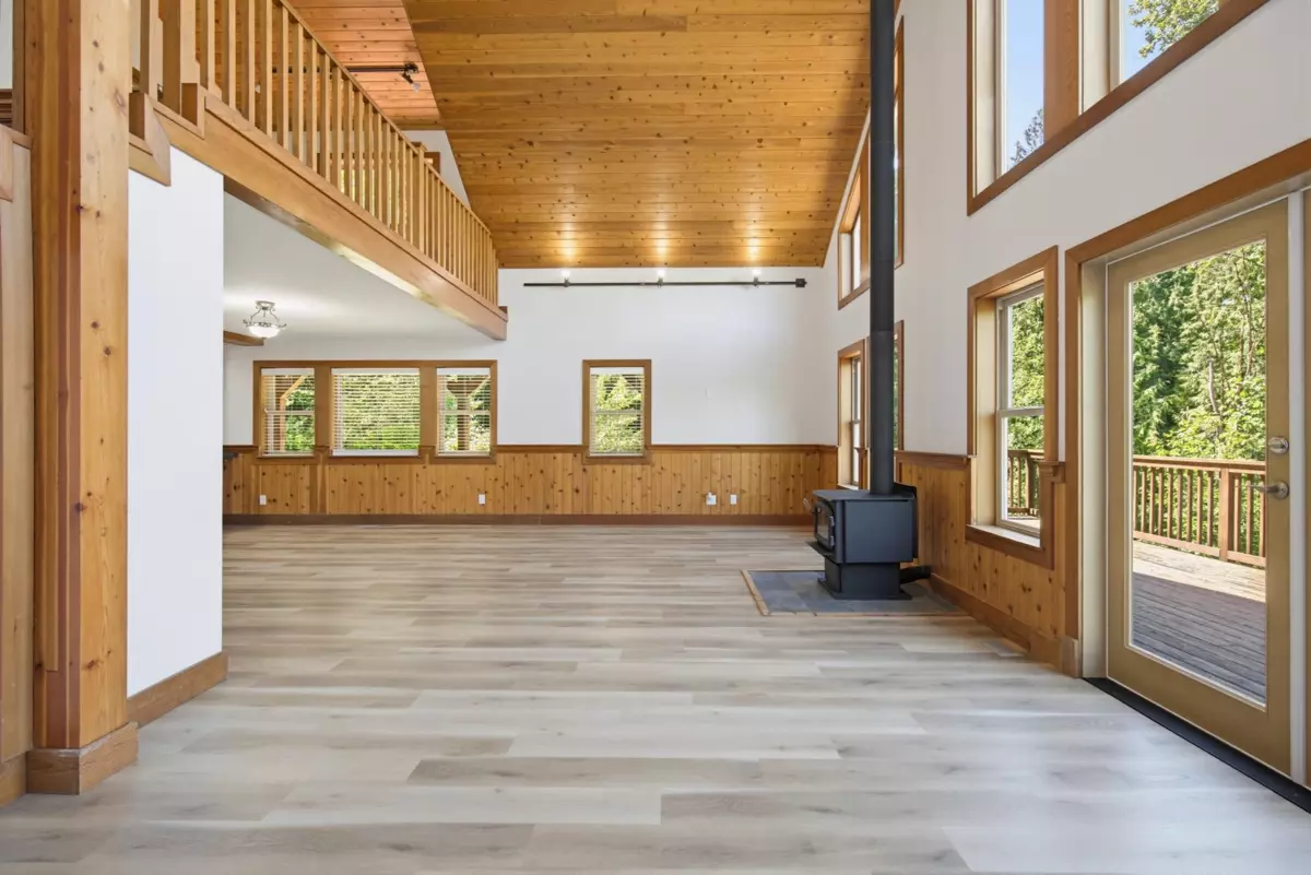 Family Room Photo of 6981 Marble Hill Road, Chilliwack, BC