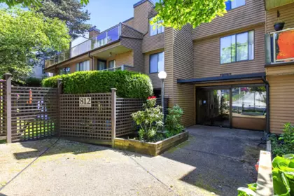 Laundry Room Photo of 202 812 Milton Street, New Westminster, BC
