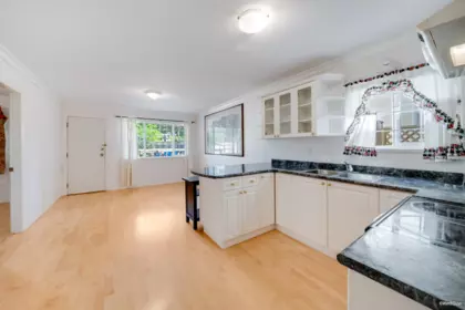 Laundry Room Photo of 4089 Fir Street, Burnaby, BC