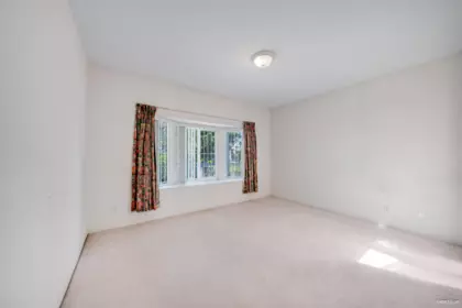 Walk-In Closet Photo of 4089 Fir Street, Burnaby, BC