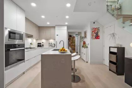 Breakfast Nook Photo of 4228 Cambie Street, Vancouver, BC