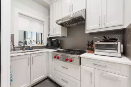 Pantry Photo of 104 E 62 Avenue, Vancouver, BC