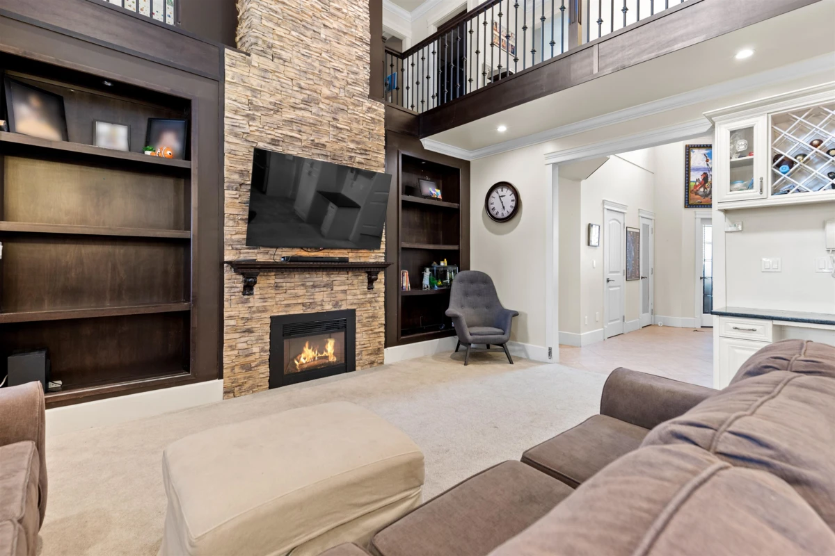 Dining Area Photo of 12431 58a Avenue, Surrey, BC