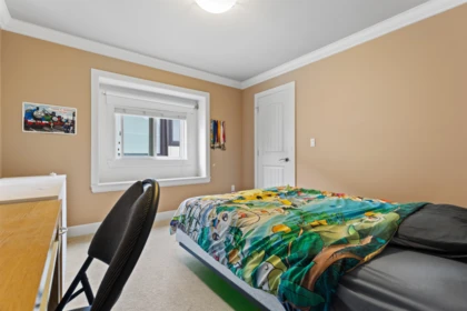 Hallway Photo of 12431 58a Avenue, Surrey, BC