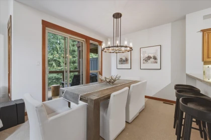 Breakfast Nook Photo of 1 4668 Blackcomb Way, Whistler, BC