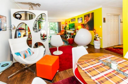 Breakfast Nook Photo of 215 780 Premier Street, North Vancouver, BC