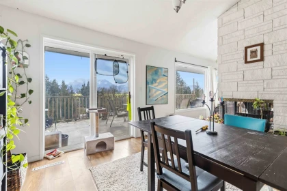 Breakfast Nook Photo of 10005 Kenswood Drive, Chilliwack, BC