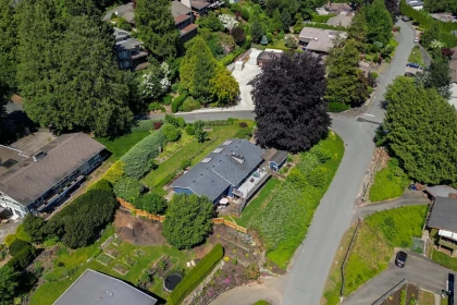 Swimming Pool Photo of 10005 Kenswood Drive, Chilliwack, BC