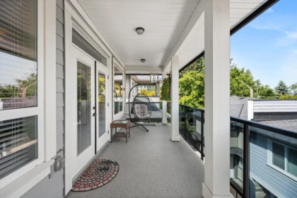 Hot Tub / Spa Photo of 10 1426 FINLAY STREET, White Rock BC V4B 4L5