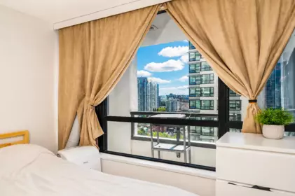 Primary Bedroom Photo of 1405 909 Mainland Street, Vancouver, BC