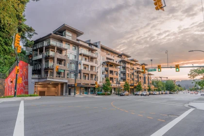 614 3229 St Johns Street, Port Moody, BC, Port Moody — Apartment/Condo for sale