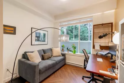 Powder Room Photo of 614 3229 St Johns Street, Port Moody, BC