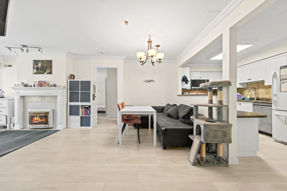 Family Room Photo of 312 1148 Westwood Street, Coquitlam, BC