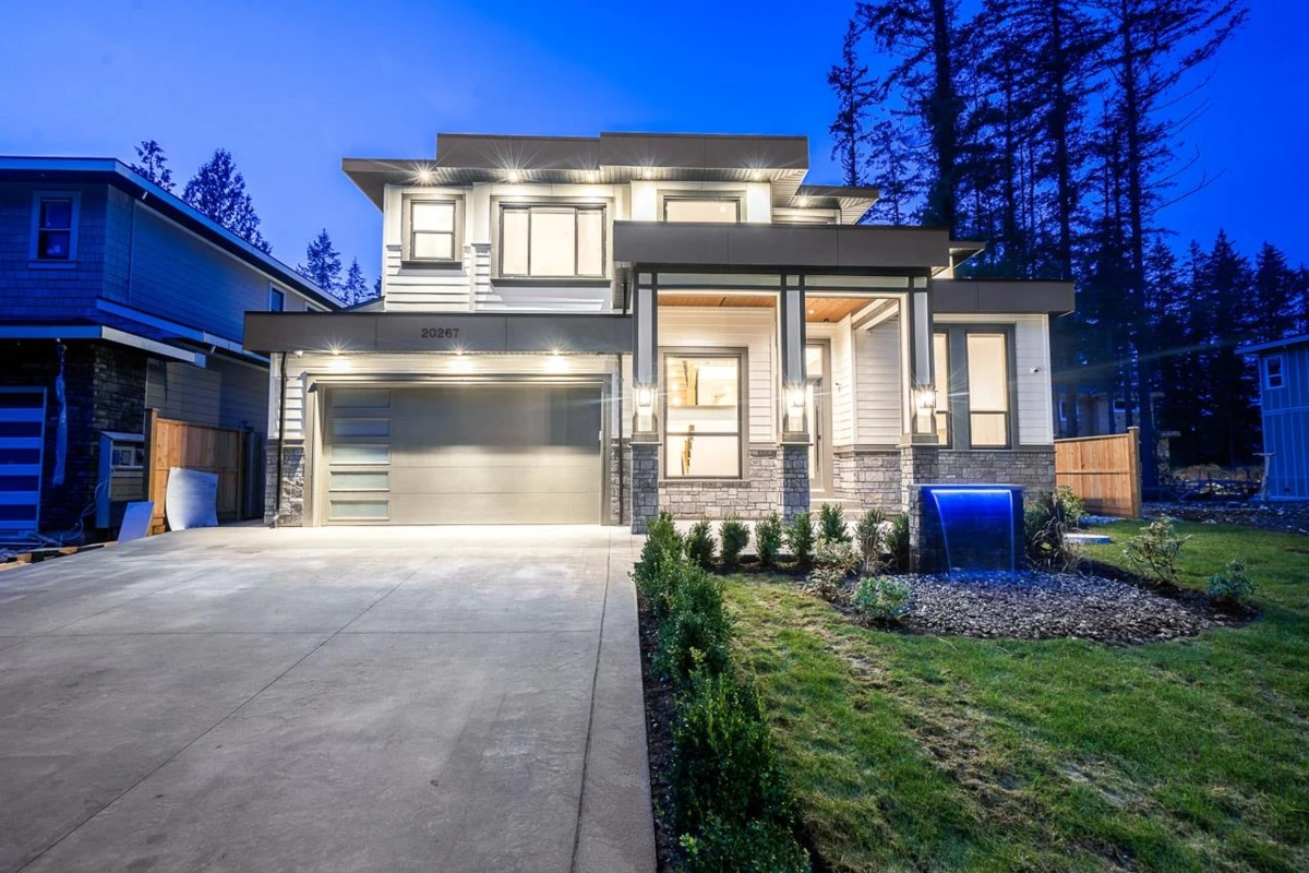 Exterior Rear Photo of 20267 27 Avenue, Langley, BC