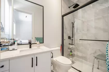 Guest Bathroom Photo of 20267 27 Avenue, Langley, BC