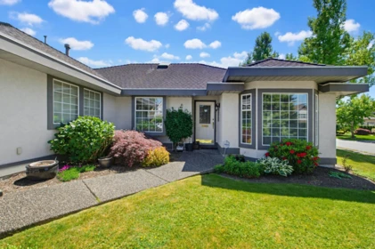 21710 46 Avenue, Langley, BC, Langley — Single Family Residence for sale