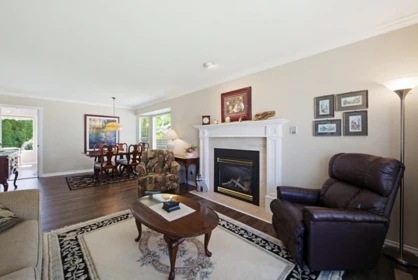 Kitchen Island Photo of 21710 46 AVENUE, Langley BC V3A 3J4