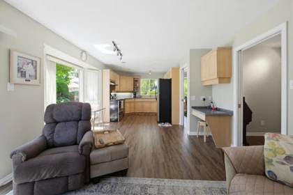Office / Den Photo of 21710 46 AVENUE, Langley BC V3A 3J4