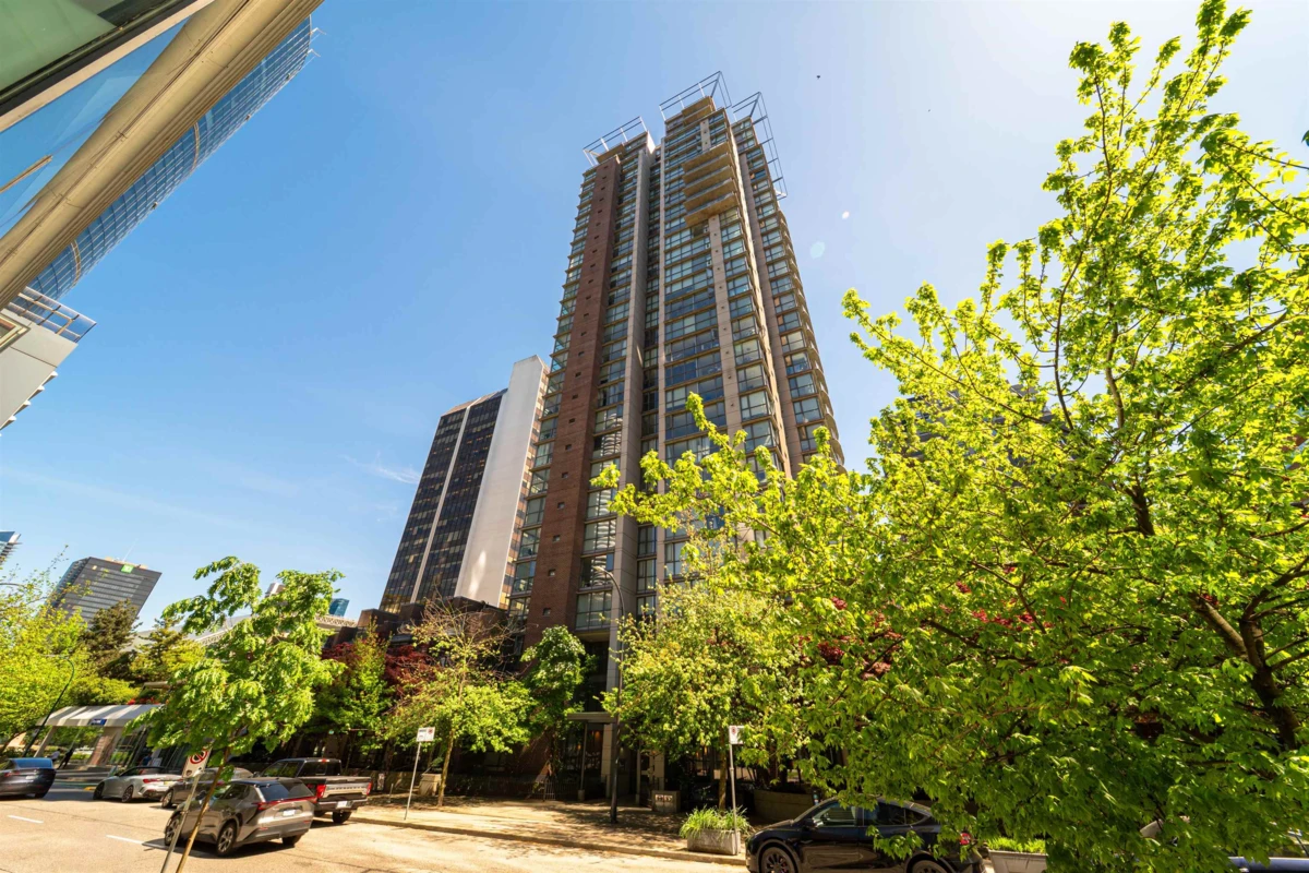 Family Room Photo of 1201 1068 Hornby Street, Vancouver, BC