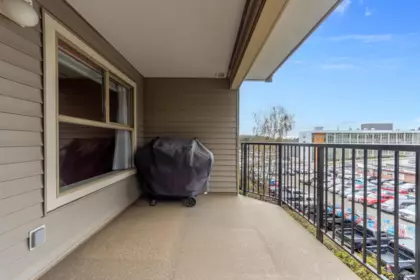 Breakfast Nook Photo of 401 214 Eleventh Street, New Westminster, BC