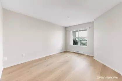 Entry Foyer Photo of 401 214 Eleventh Street, New Westminster, BC