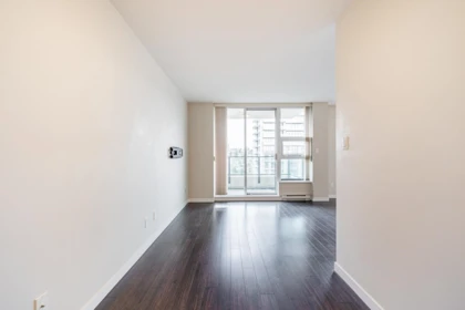 Walk-In Closet Photo of 1705 2232 Douglas Road, Burnaby, BC