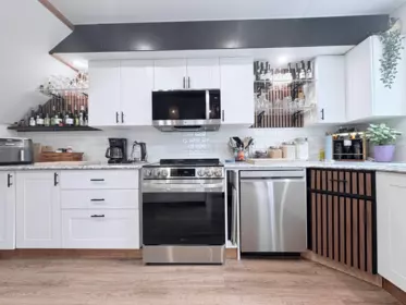Outdoor Kitchen Photo of 474 Alder Avenue, Harrison Hot Springs, BC