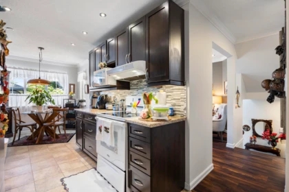 Breakfast Nook Photo of 35 2561 Runnel Drive, Coquitlam, BC