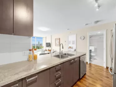 Kitchen Island Photo of 2005 6688 Arcola Street, Burnaby, BC