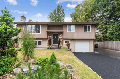 20327 44 Avenue, Langley, BC, Langley — Single Family Residence for sale