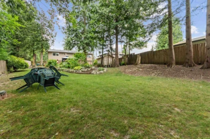 Staircase Photo of 20327 44 Avenue, Langley, BC