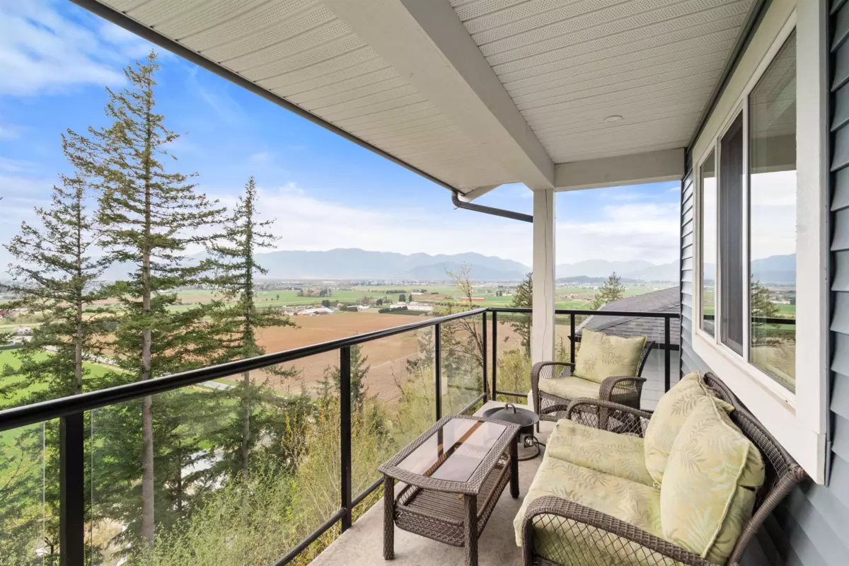 Family Room Photo of 19 6262 Rexford Drive, Chilliwack, BC