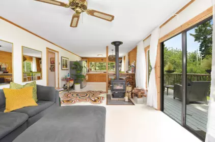 Mudroom Photo of 222 Skana Gate Road, Mayne Island, BC