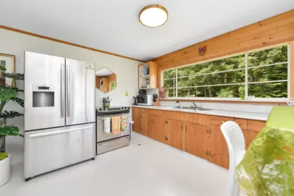 Powder Room Photo of 222 Skana Gate Road, Mayne Island, BC