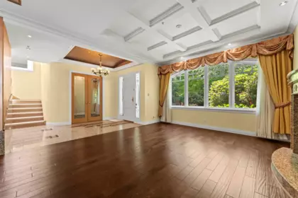 Powder Room Photo of 4530 Osler Street, Vancouver, BC