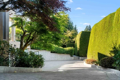 Garden / Landscaping Photo of 1575 Acadia Road, Vancouver, BC