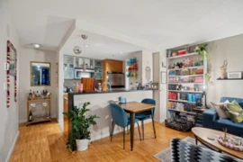 1901 33 Smithe Street, Vancouver, BC
