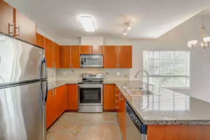 413 2346 Mcallister Avenue, Port Coquitlam, BC, Port Coquitlam — Apartment/Condo for sale