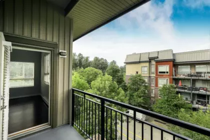 Front Yard Photo of 413 2346 Mcallister Avenue, Port Coquitlam, BC