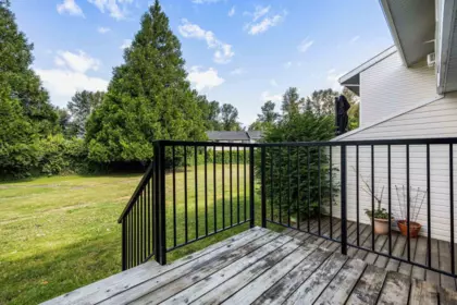 Swimming Pool Photo of 34 45215 Wolfe Road, Chilliwack, BC