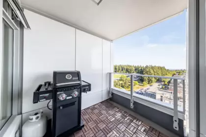 Guest Bathroom Photo of 2308 5665 Boundary Road, Vancouver, BC