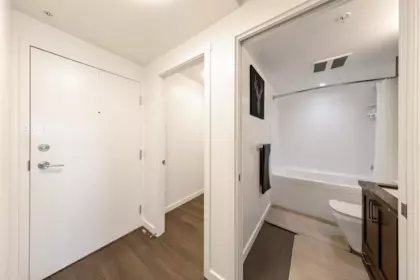 Loft / Bonus Room Photo of 2308 5665 Boundary Road, Vancouver, BC