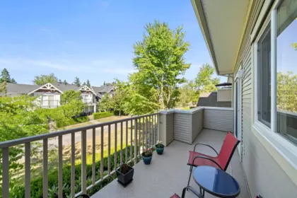Powder Room Photo of 9 7177 179 Street, Surrey, BC